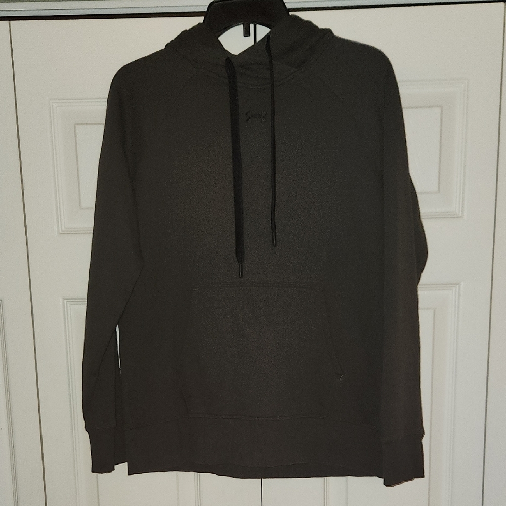 Under Armour Men’s Olive Pullover Hoodie with Kangaroo Pocket
